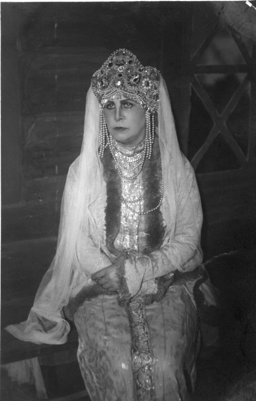 File:Aksel Elisabeth vürstinna Romanova Võlur 1938.jpg